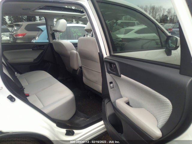 Subaru Forester Premium 2018 JF2SJAGC6JH584047 Image 9