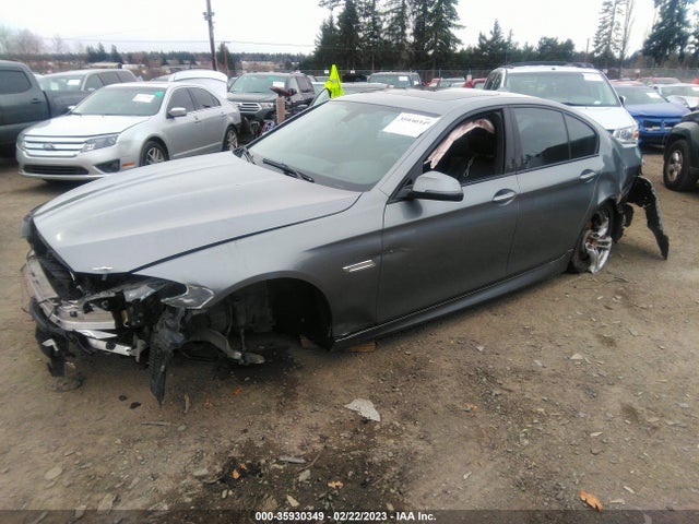 BMW 5 Series 528i 2015 WBA5A5C52FD513417 Image 2