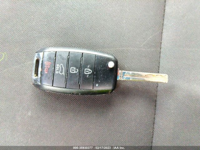 KNDJN2A28F7214462 KIA Soul Base
