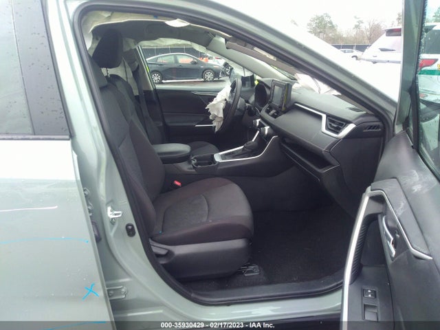 2021 Toyota RAV4, VIN: 2T3P1RFV8MW200774
