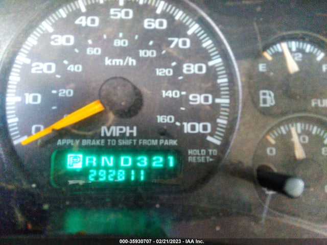 2000 GMC YUKON XL SLT VIN: 3GKEC16T4YG209645