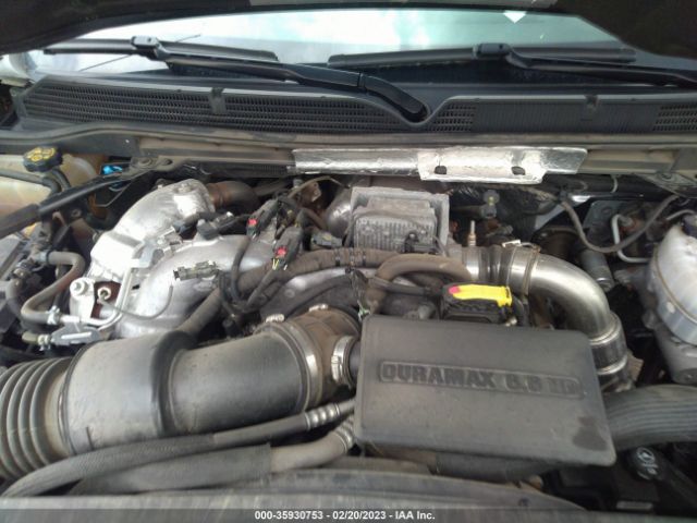 1GT12TEY2JF273163 GMC Sierra 2500hd Slt