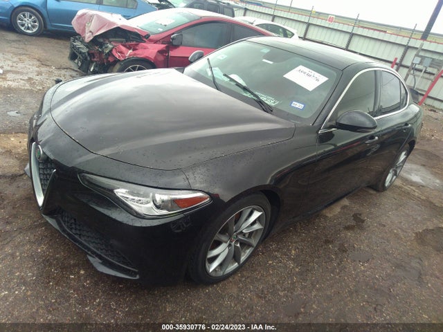 2017 Alfa Romeo Giulia, VIN: ZARFAEBN6H7550115