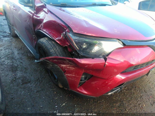Toyota RAV4 2018 2T3RFREV3JW752660 Image 8