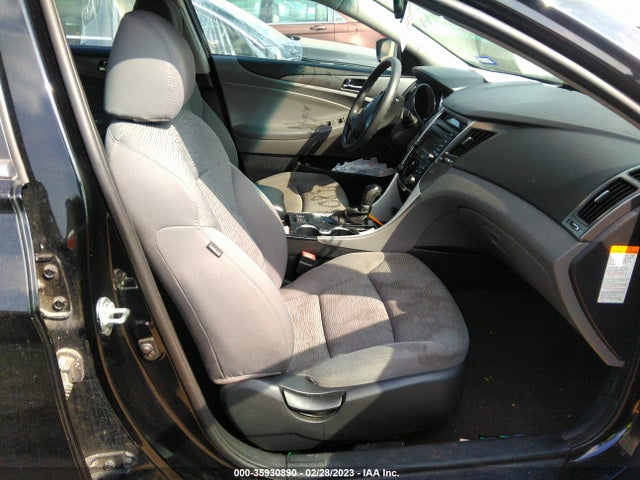 Hyundai SONATA HYBRID 2015 KMHEC4A40FA128548 Image 5