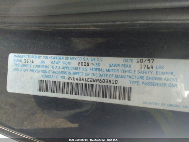 3VWAB81E2WM803810 Volkswagen CABRIO