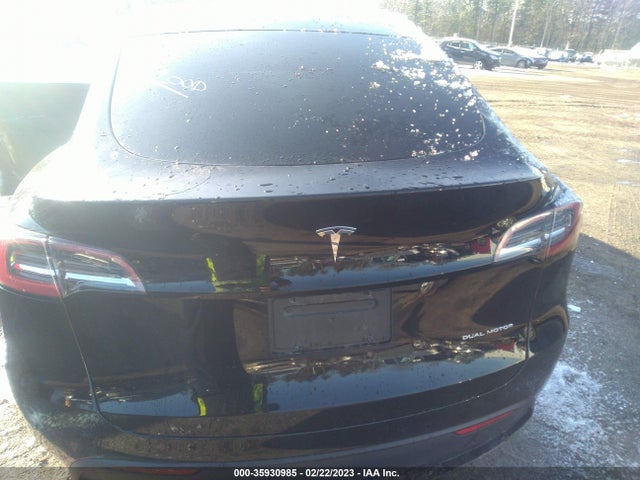 Tesla Model Y Long Range 2021 5YJYGAEE5MF146801 Image 11