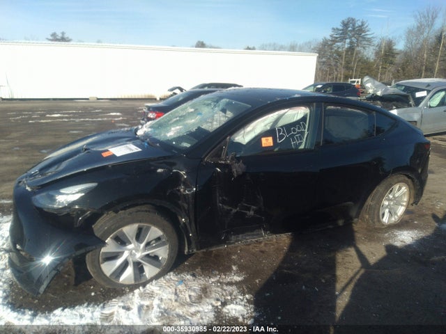 Tesla Model Y Long Range 2021 5YJYGAEE5MF146801 Image 3