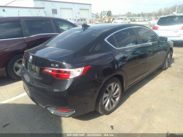 Acura Ilx W 2018 19UDE2F75JA000611 Image 4