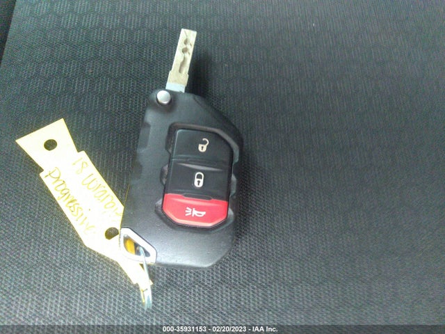 2018 Jeep Wrangler, VIN: 1C4HJXFG2JW237035