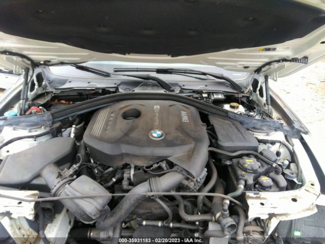 WBA8B9C5XJEE82215 BMW 3 Series 330i
