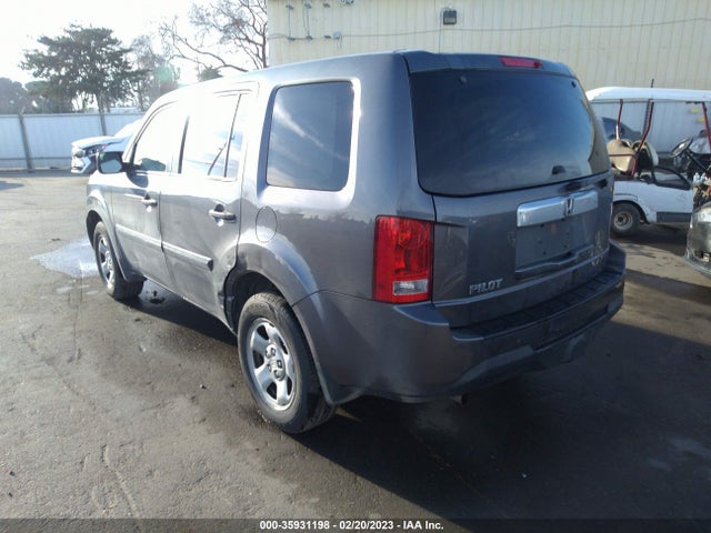 Honda PILOT LX 2015 5FNYF3H22FB011472 Image 3