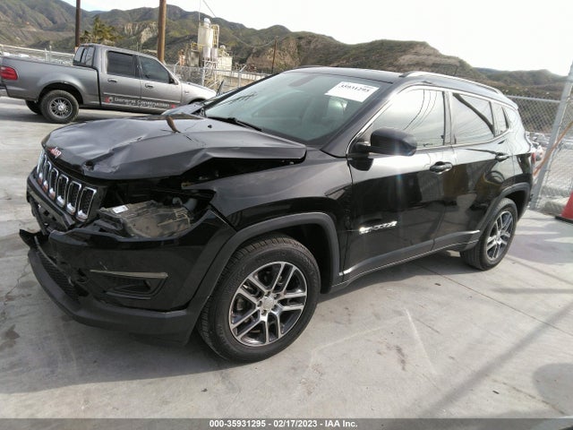 Jeep Compass Latitude W/sun/wheel Pkg 2018 3C4NJCBB6JT500316 Image 2