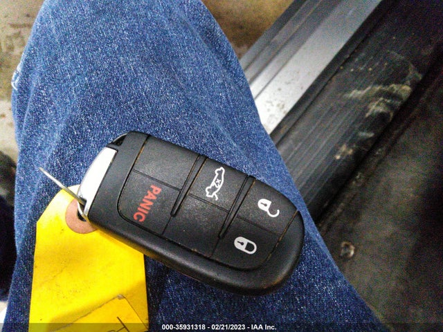 1C3CCCABXGN107189 Chrysler 200 Limited