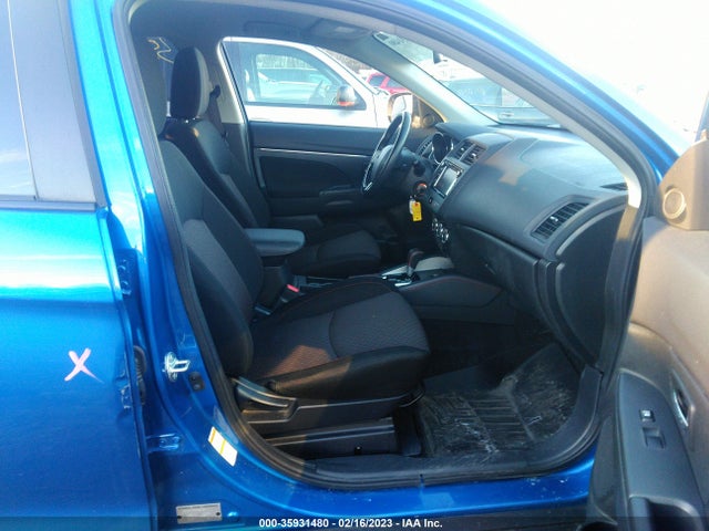 JA4AR3AUXJZ021152 Mitsubishi Outlander Sport 2.0