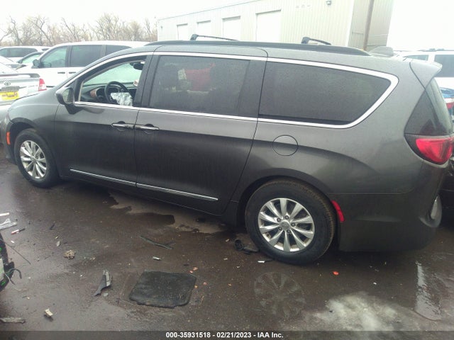 2C4RC1BGXHR501672 Chrysler Pacifica Touring-l