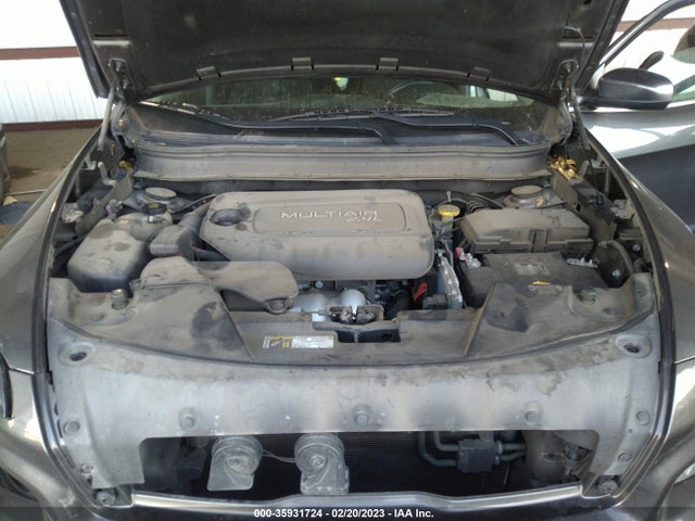 1C4PJLCB1FW683195 Jeep Cherokee Latitude