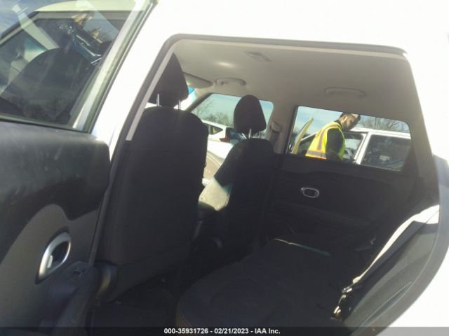 KNDJP3A52K7017677 KIA SOUL +