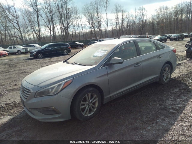 2015 HYUNDAI SONATA 2.4L SE VIN: 5NPE24AFXFH120717