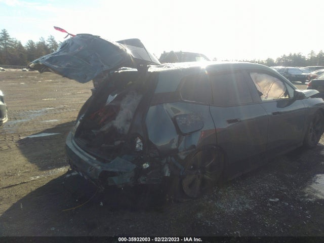 2023 BMW iX, VIN: WB523CF06PCL83181