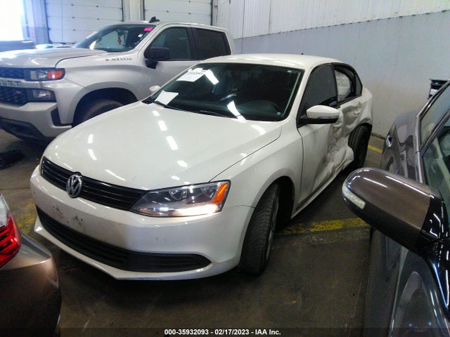 3VWD17AJ8EM237979 Volkswagen Jetta Sedan Se