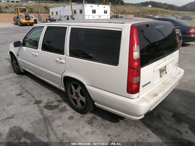 YV1LW537XW2398729 Volvo V70 T5