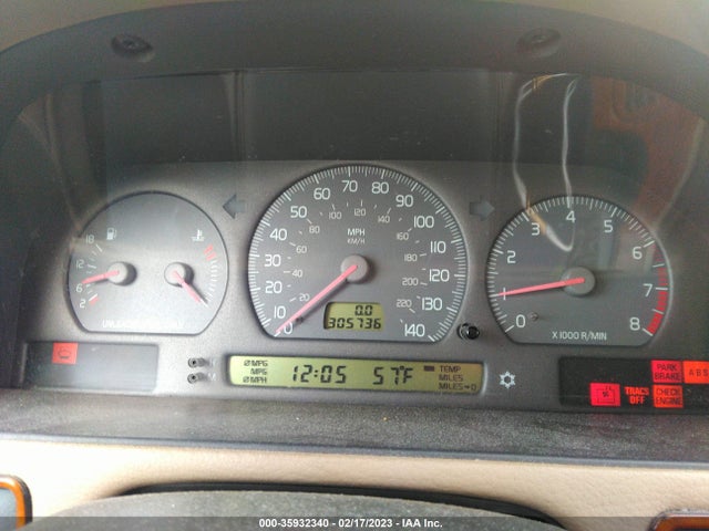 YV1LW537XW2398729 Volvo V70 T5