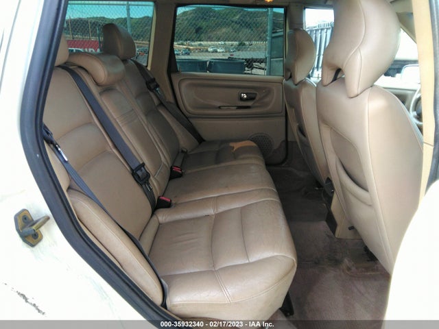 YV1LW537XW2398729 Volvo V70 T5