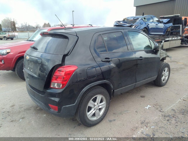 Chevrolet TRAX LS 2021 KL7CJKSBXMB313648 Image 4