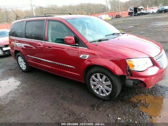 2015 2C4RC1BG0FR717608 main image