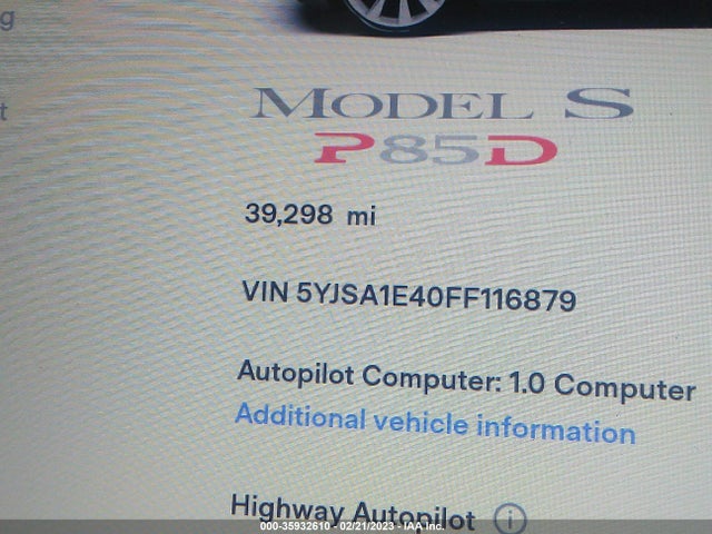 2015 Tesla Model S, VIN: 5YJSA1E40FF116879