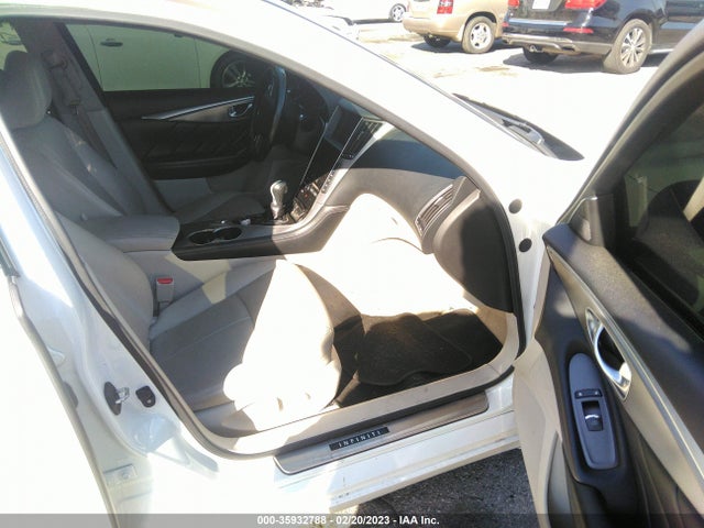 2015 Infiniti Q50, VIN: JN1BV7AP0FM349517