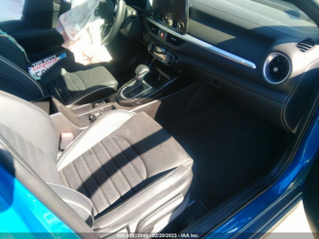3KPF54AD2PE575920 KIA Forte Gt-line