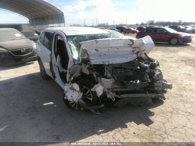 JA4AD3A38HZ019240 Mitsubishi Outlander Se/sel