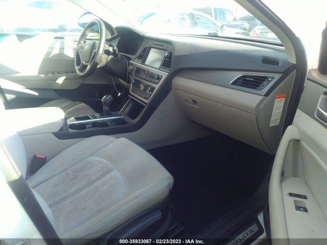 Hyundai SONATA PLUG-IN HYBRID 2016 KMHE14L28GA030029 Image 7