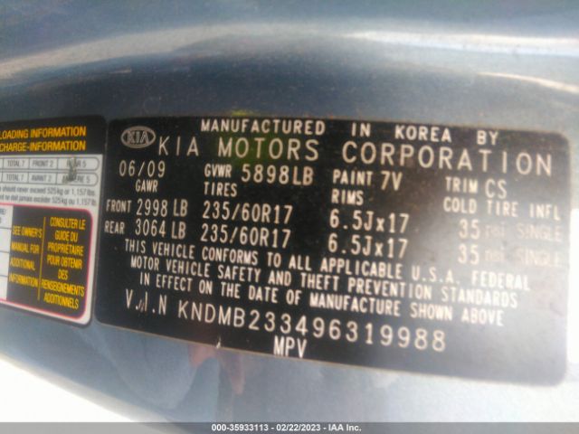 KNDMB233496319988 KIA SEDONA EX