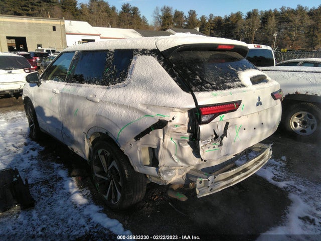 JA4J4UA89NZ009488 Mitsubishi Outlander Se