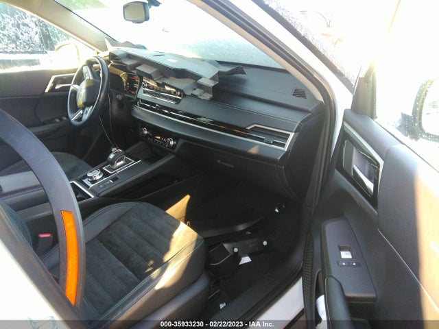 JA4J4UA89NZ009488 Mitsubishi Outlander Se