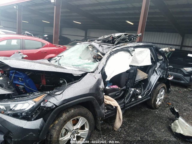 2019 TOYOTA RAV4 XLE VIN: 2T3P1RFV6KW060124