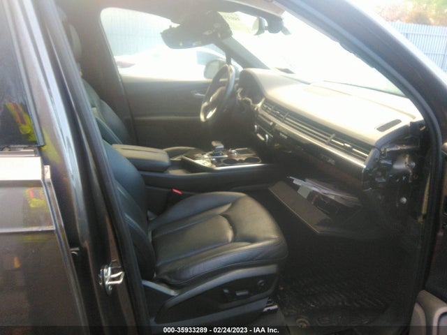 WA1VAAF74HD009392 Audi Q7 Prestige