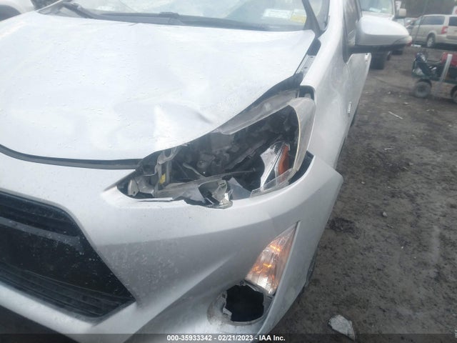 2016 Toyota Prius, VIN: JTDKDTB30G1128653