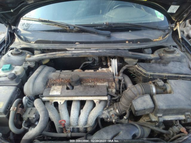 YV1SW640052465775 Volvo V70