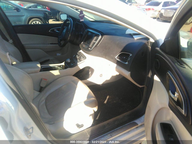 Chrysler 200 Limited Platinum 2017 1C3CCCAB9HN506743 Image 6