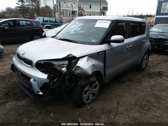 KIA Soul Base 2015 KNDJN2A2XF7749504 Image 2