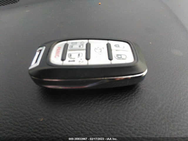 Chrysler Pacifica Touring 2017 2C4RC1DG2HR516793 Image 3