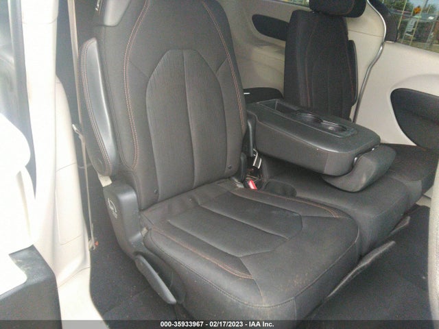 Chrysler Pacifica Touring 2017 2C4RC1DG2HR516793 Image 9