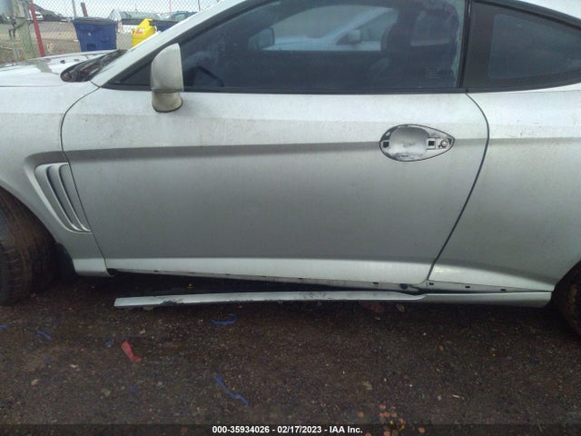 2003 HYUNDAI TIBURON GT VIN: KMHHN65F03U036736