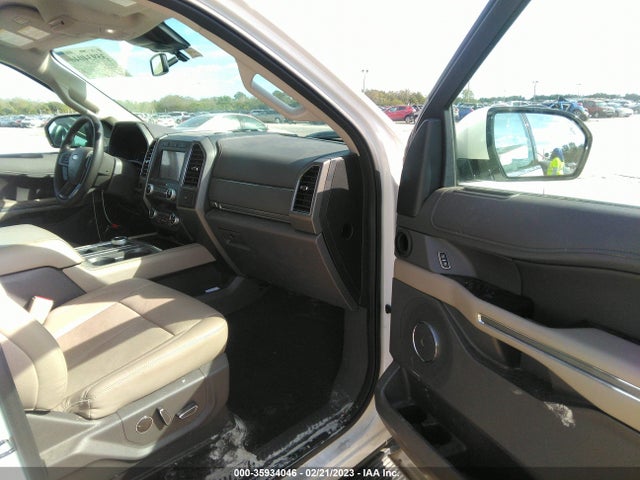 2019 Ford Expedition, VIN: 1FMJK1HT2KEA56798