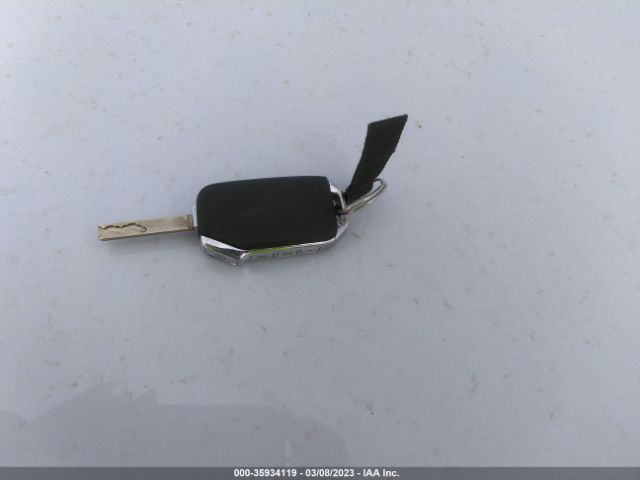 KNDJ23AU2L7008338 KIA SOUL S