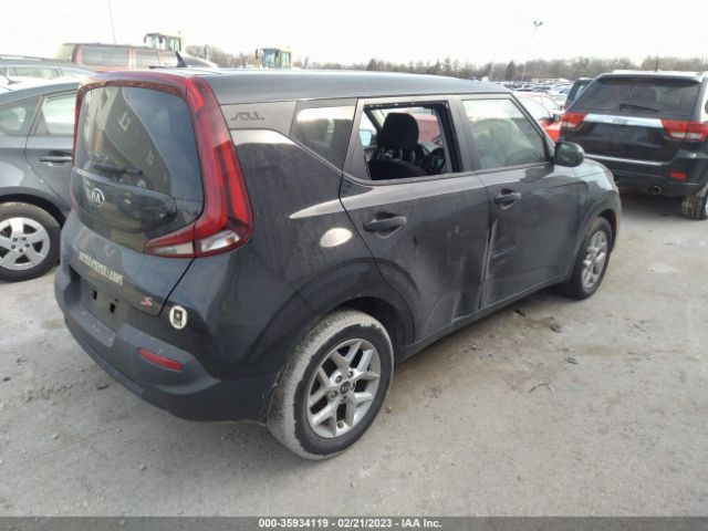 KNDJ23AU2L7008338 KIA SOUL S